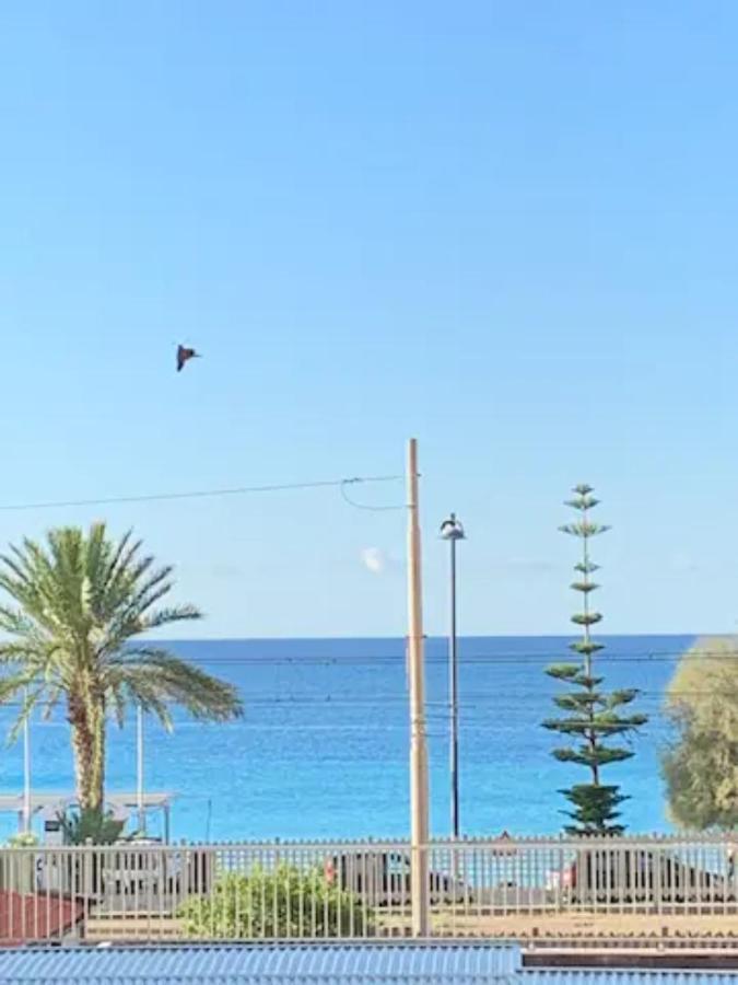 Nido d'amore vista mare Bordighera Exterior foto